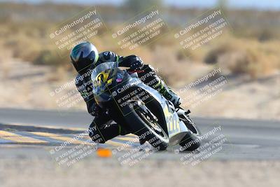 media/Nov-16-2024-CVMA (Sat) [[0e4bb1f32f]]/Race 9-Amateur Supersport Middleweight/